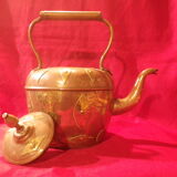 Large handcrafted oriental decorative kettle in copper and brass