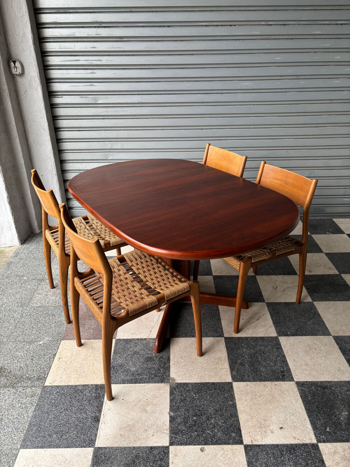 Vintage Scandinavian extendable table