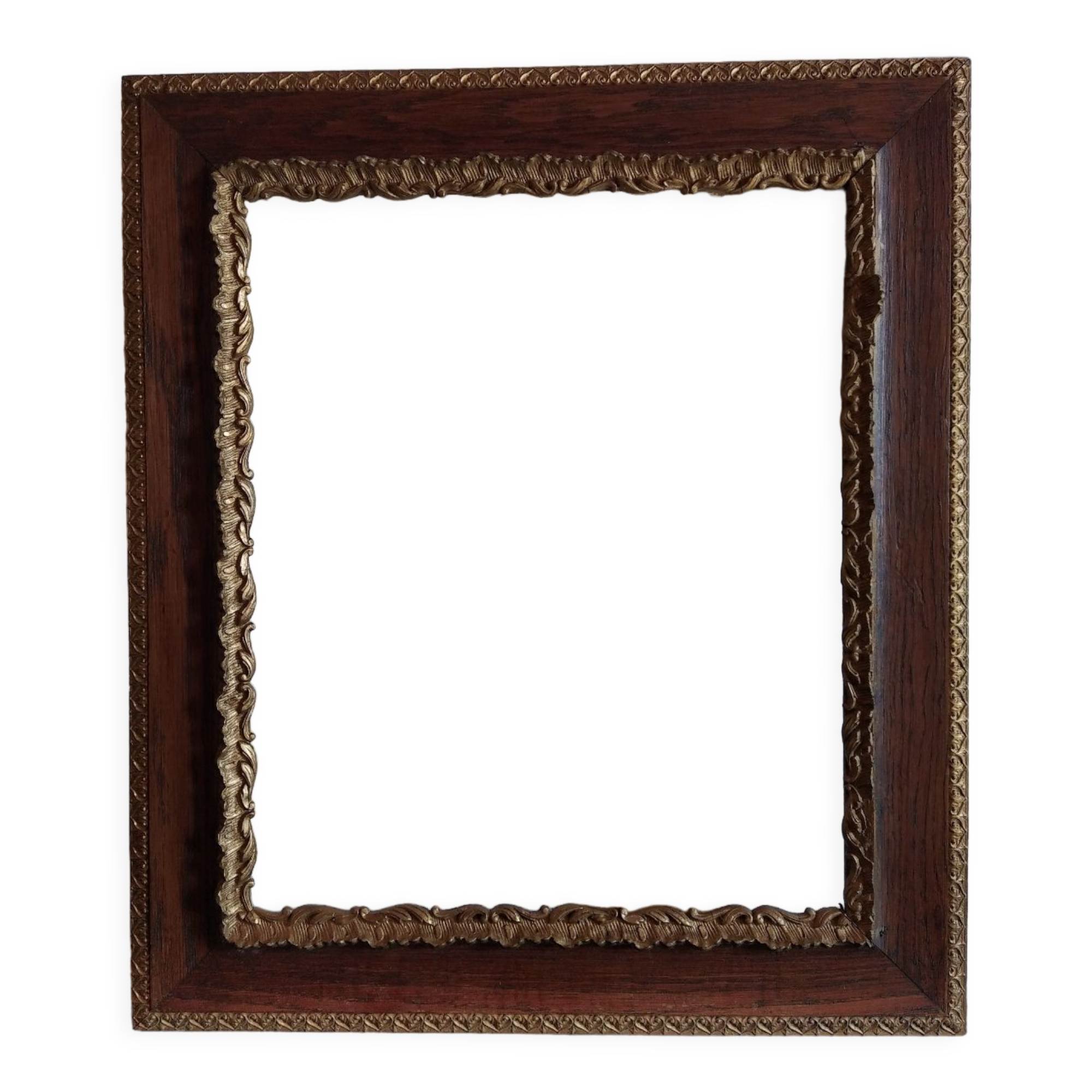 Old wooden frame and gilded stucco 47 cm x 54 cm