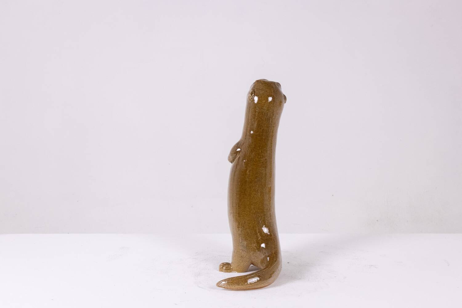 Valérie Courtet, Otter in chamotte and enameled stoneware. Contemporary work