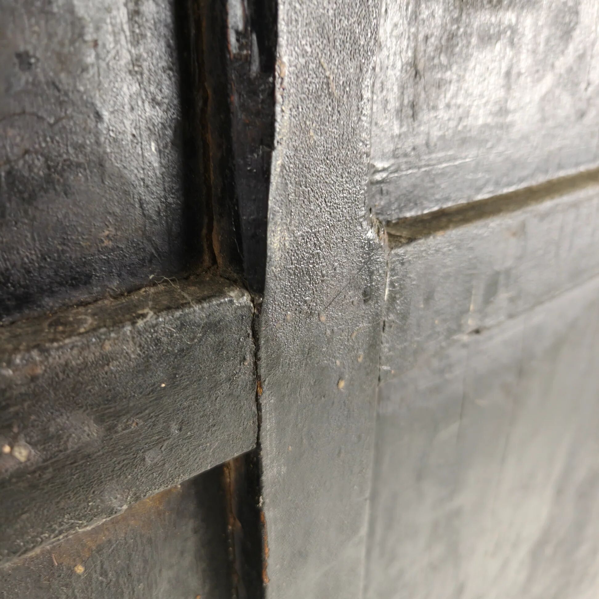 Antique Chinese red lacquer cabinet, late 19th / early 20th century.