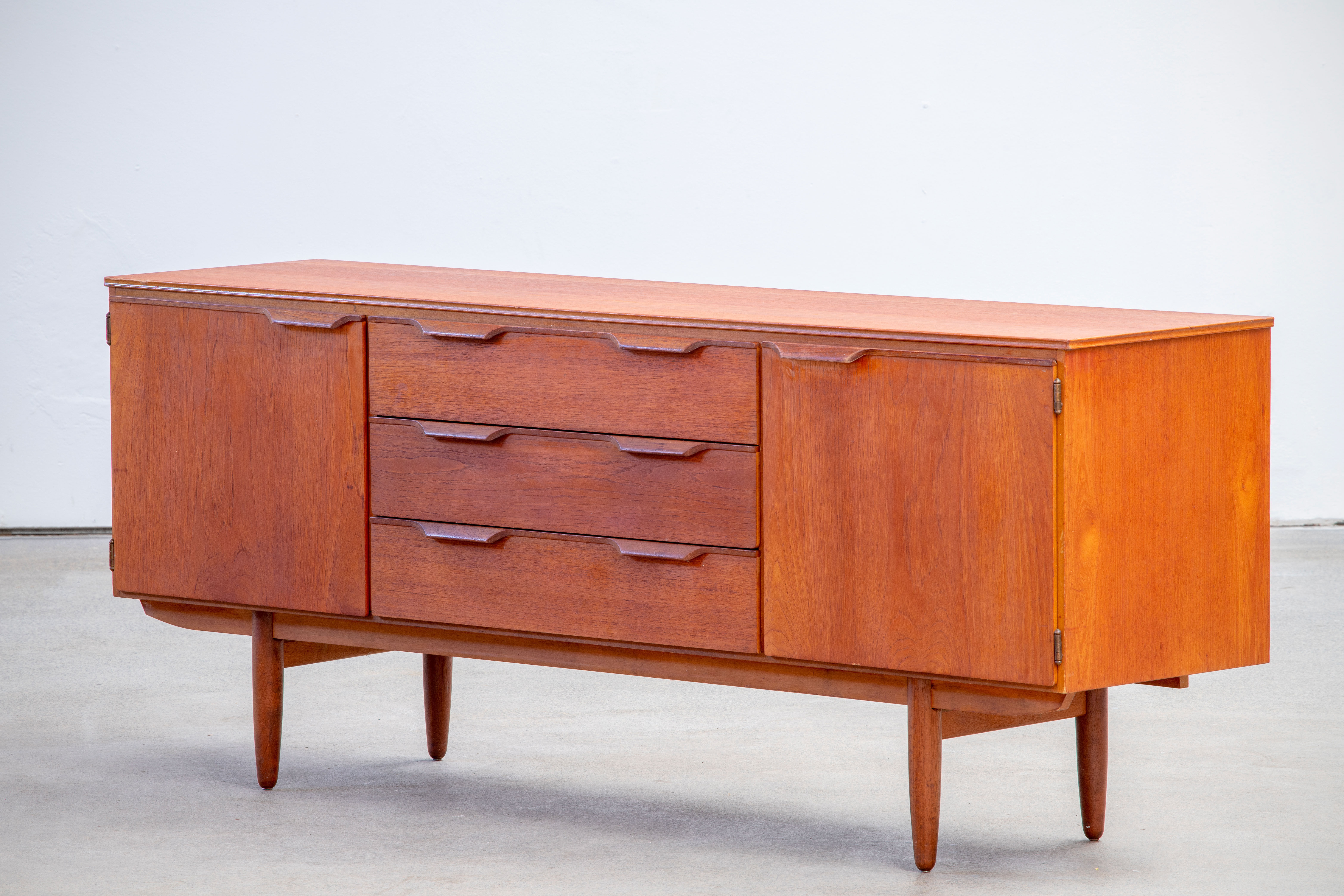 Vintage Scandinavian enfilade 1960