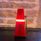 Pyramid desk lamp