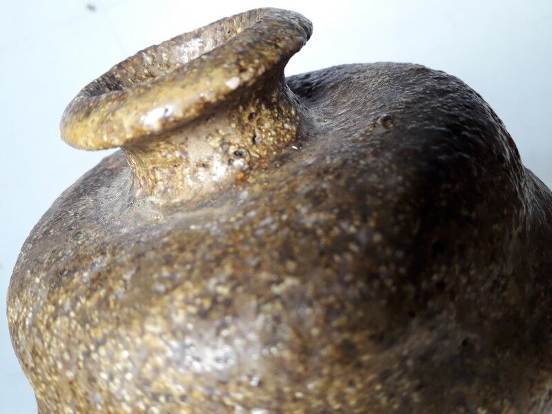 Ceramic era 1970s Japanese vase signed