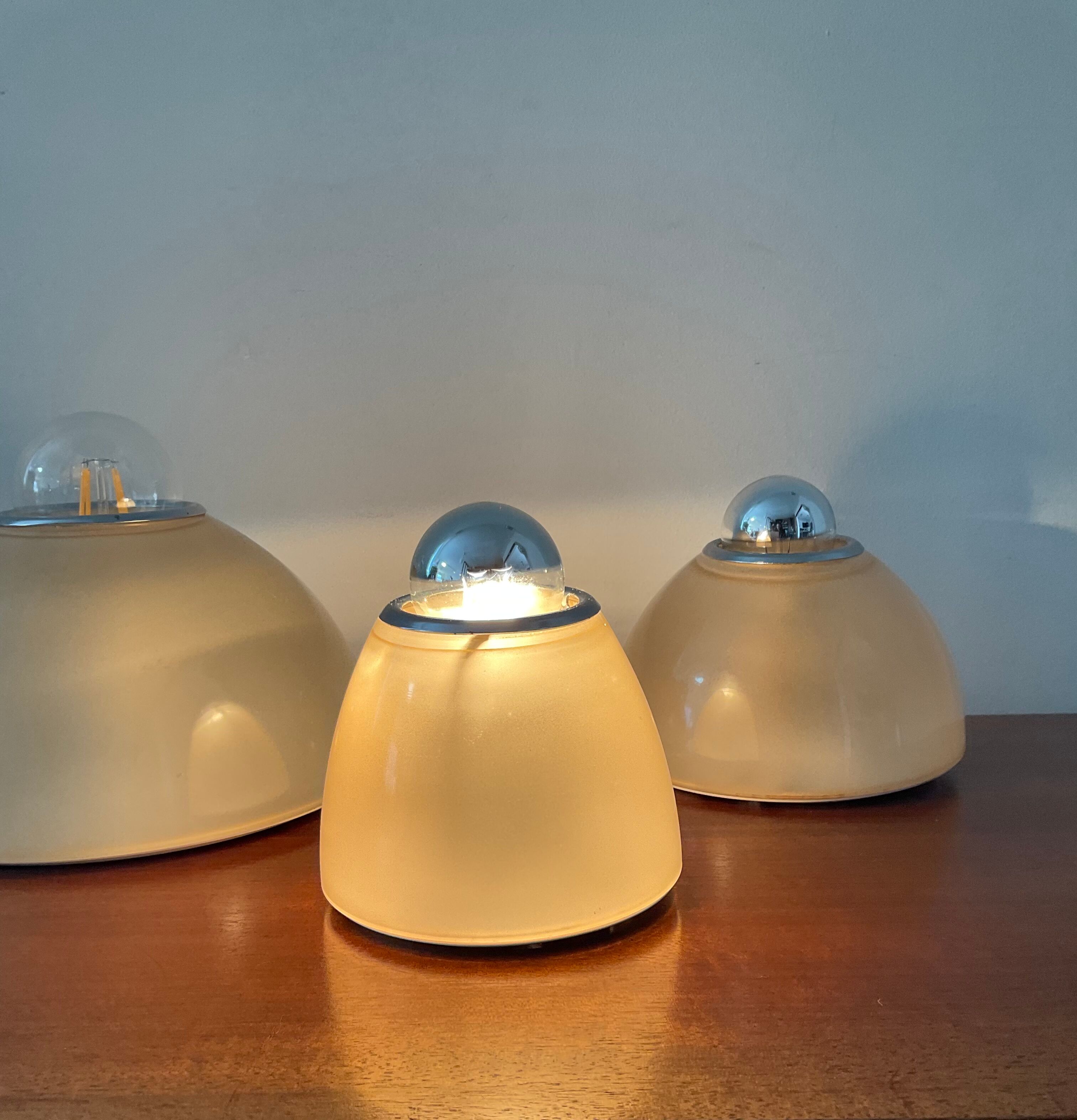 Trio de lampes Artemide Kalias et Tilos par Ernesto Gismondi