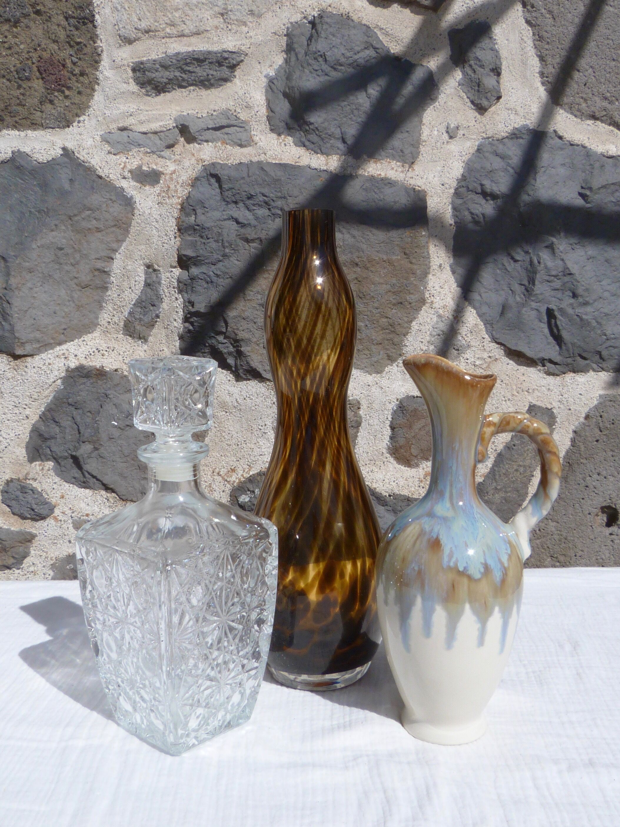 Glass whisky decanter