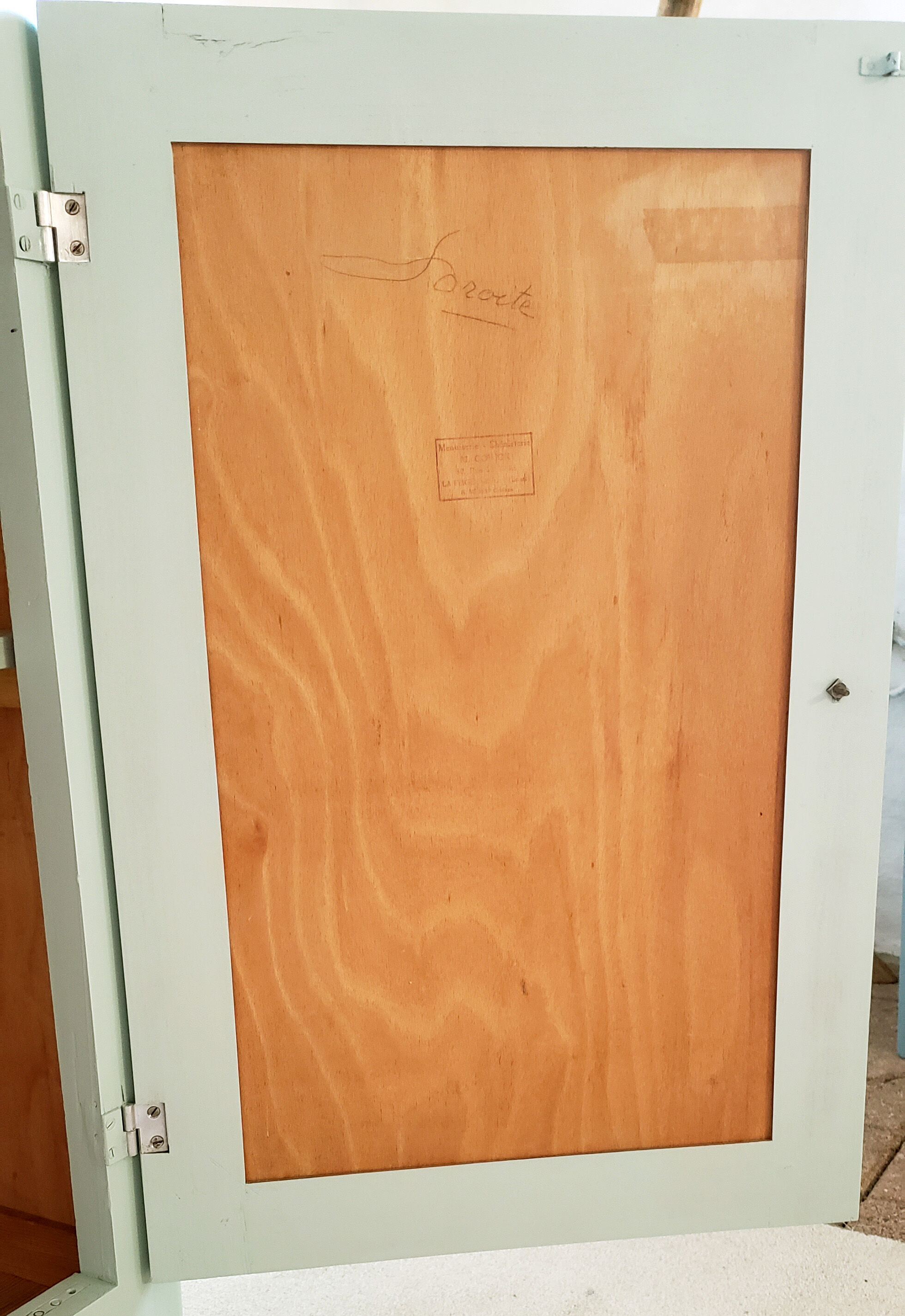 Green art-deco buffet