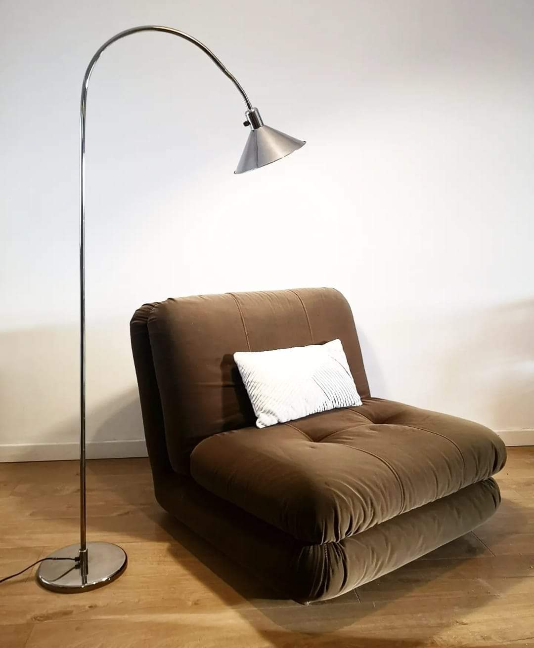 Floor lamp in chromed metal 70