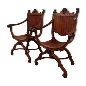 Paire de fauteuils anciens