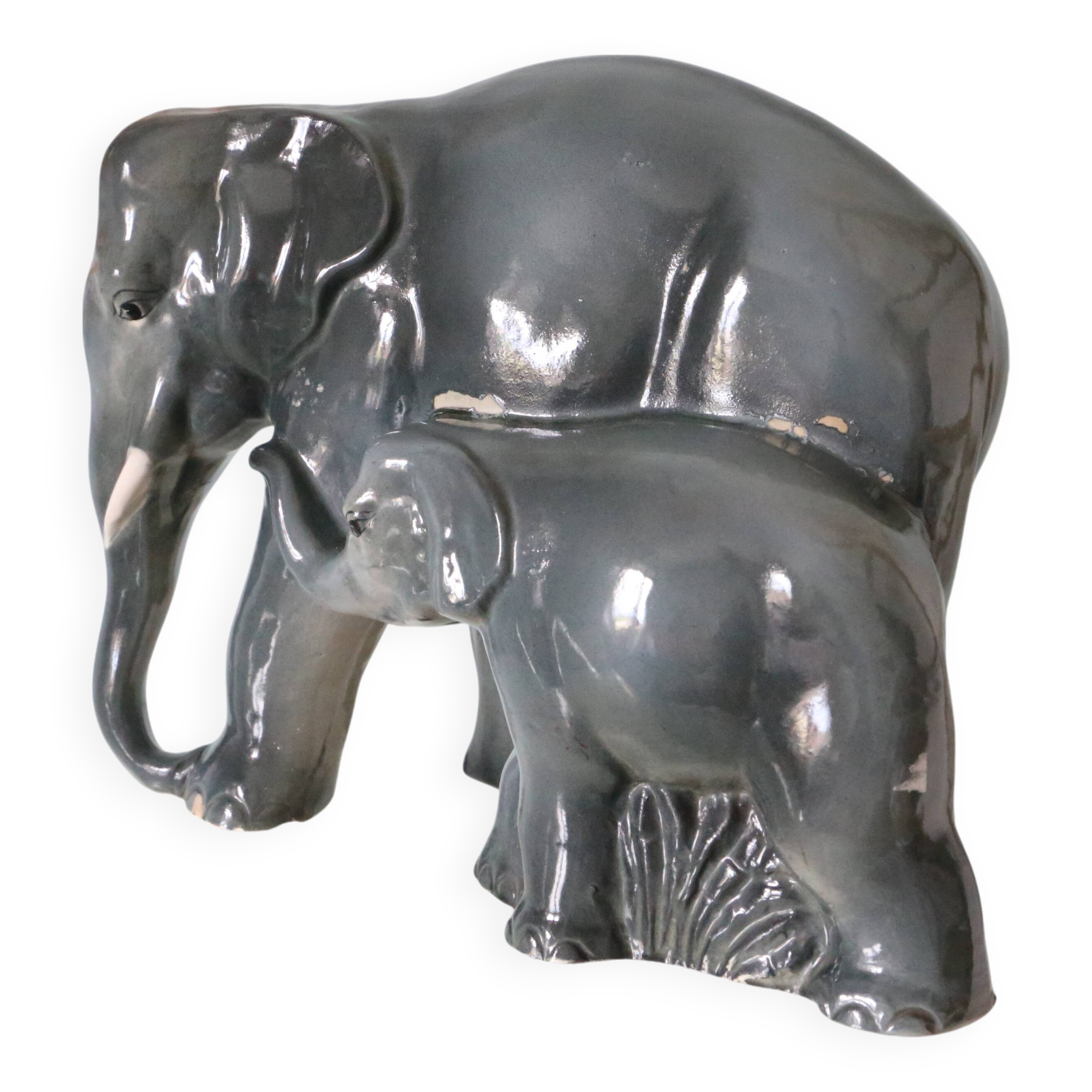 Ceramic elephant and baby elephant