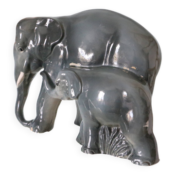 Ceramic elephant and baby elephant