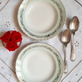 Assiettes creuses anciennes dépareillées en faïence