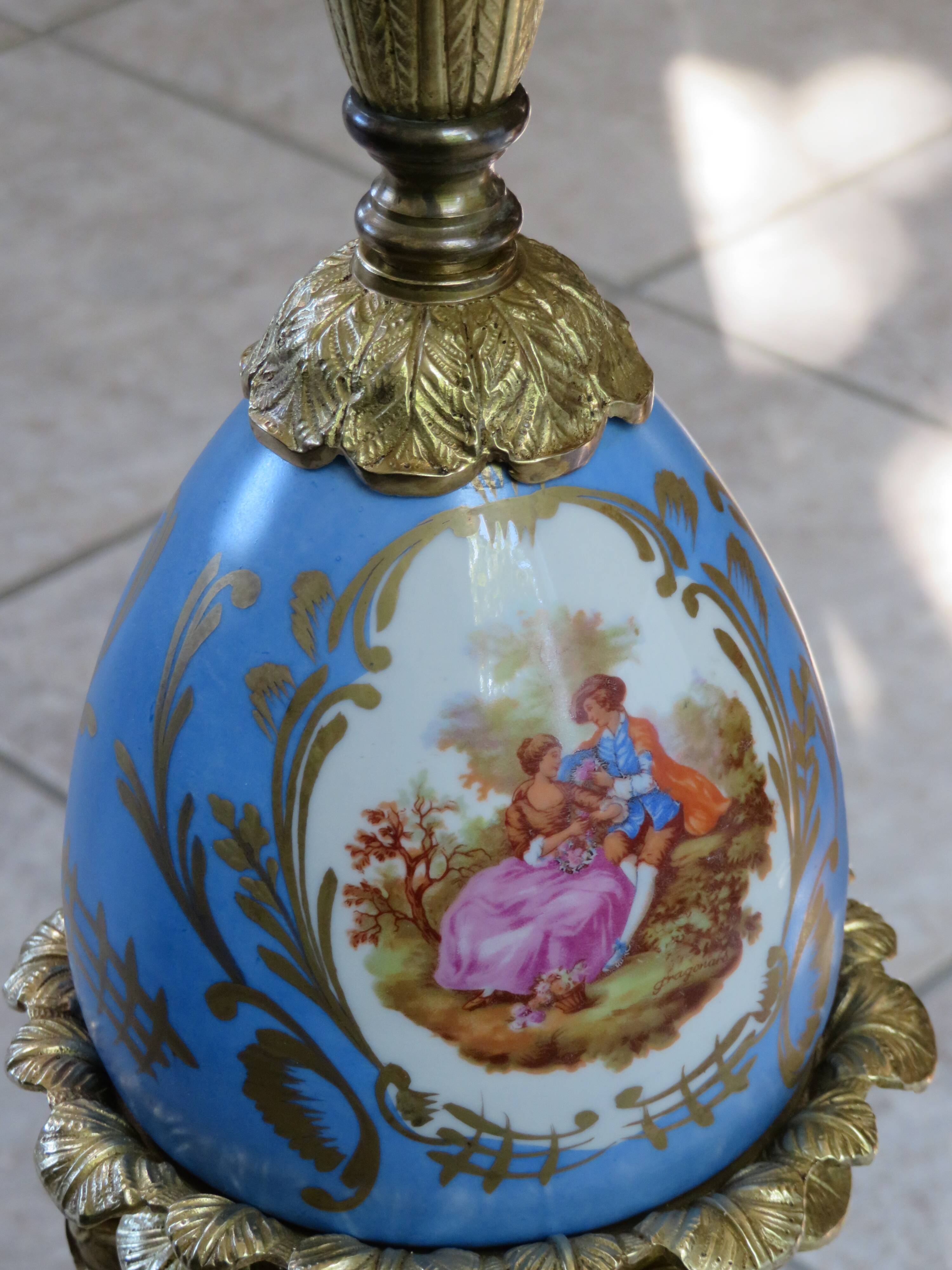 Bronze and blue porcelain floor lamp from the early 20th century.