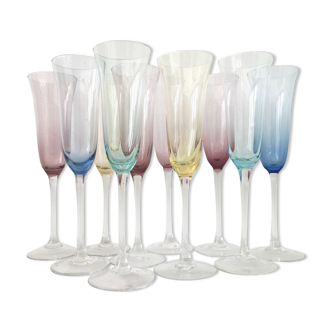 Set of 10 colorful champagne flutes