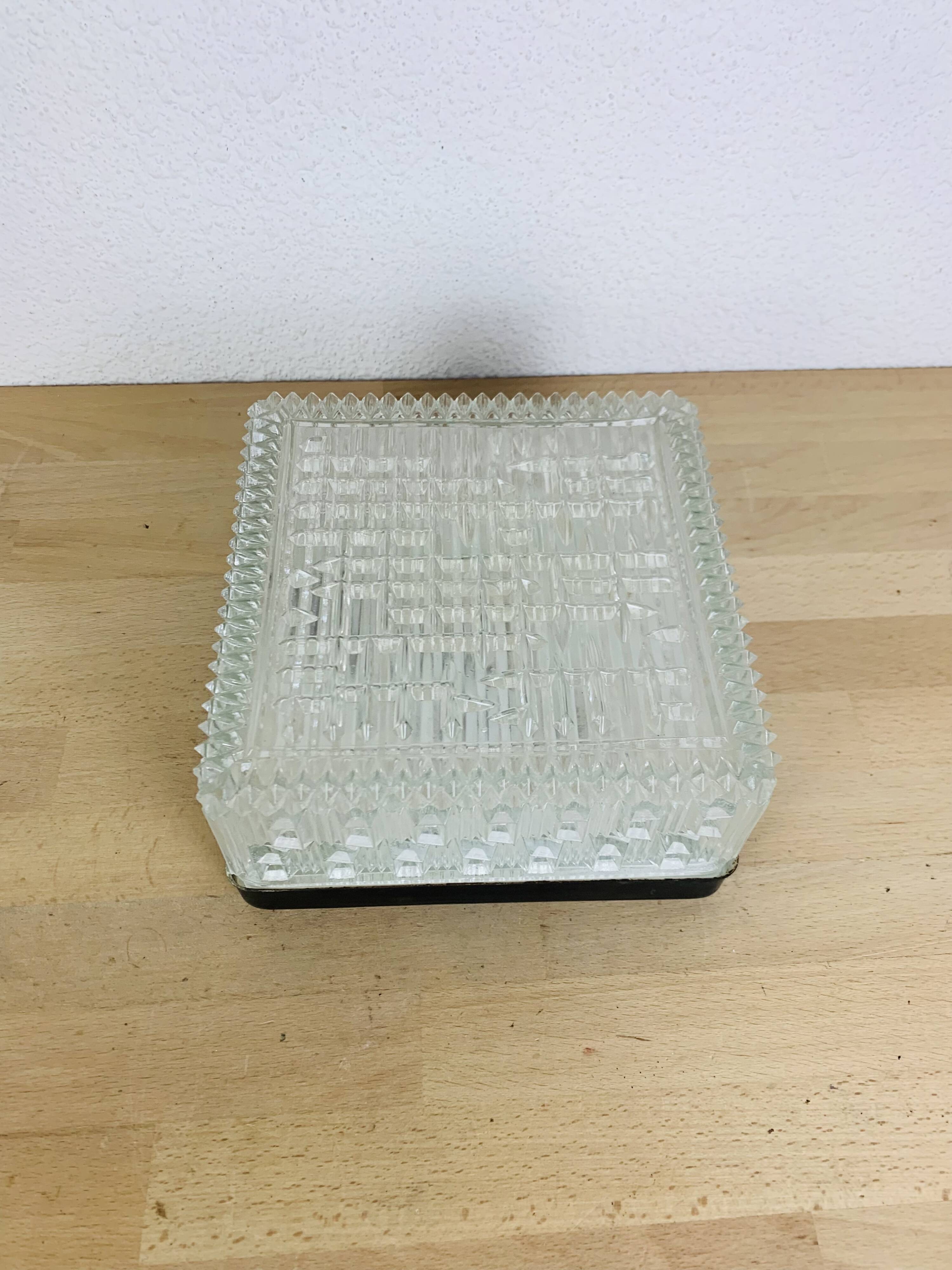 3 square wall lights in chiseled molded glass from the 50s, Holophane