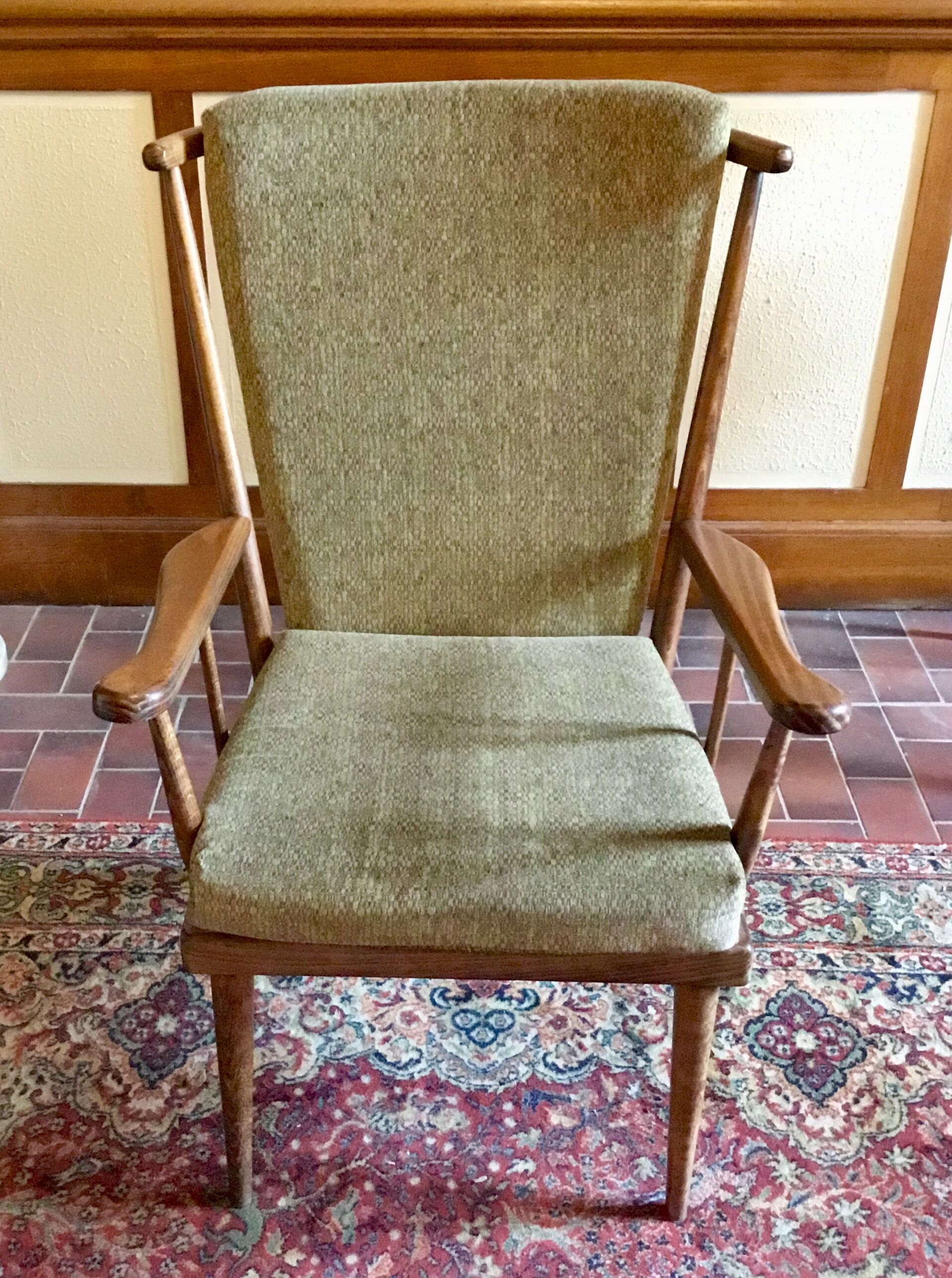 Baumaan fan armchair