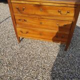 Walnut chest of drawers Louis XVI era