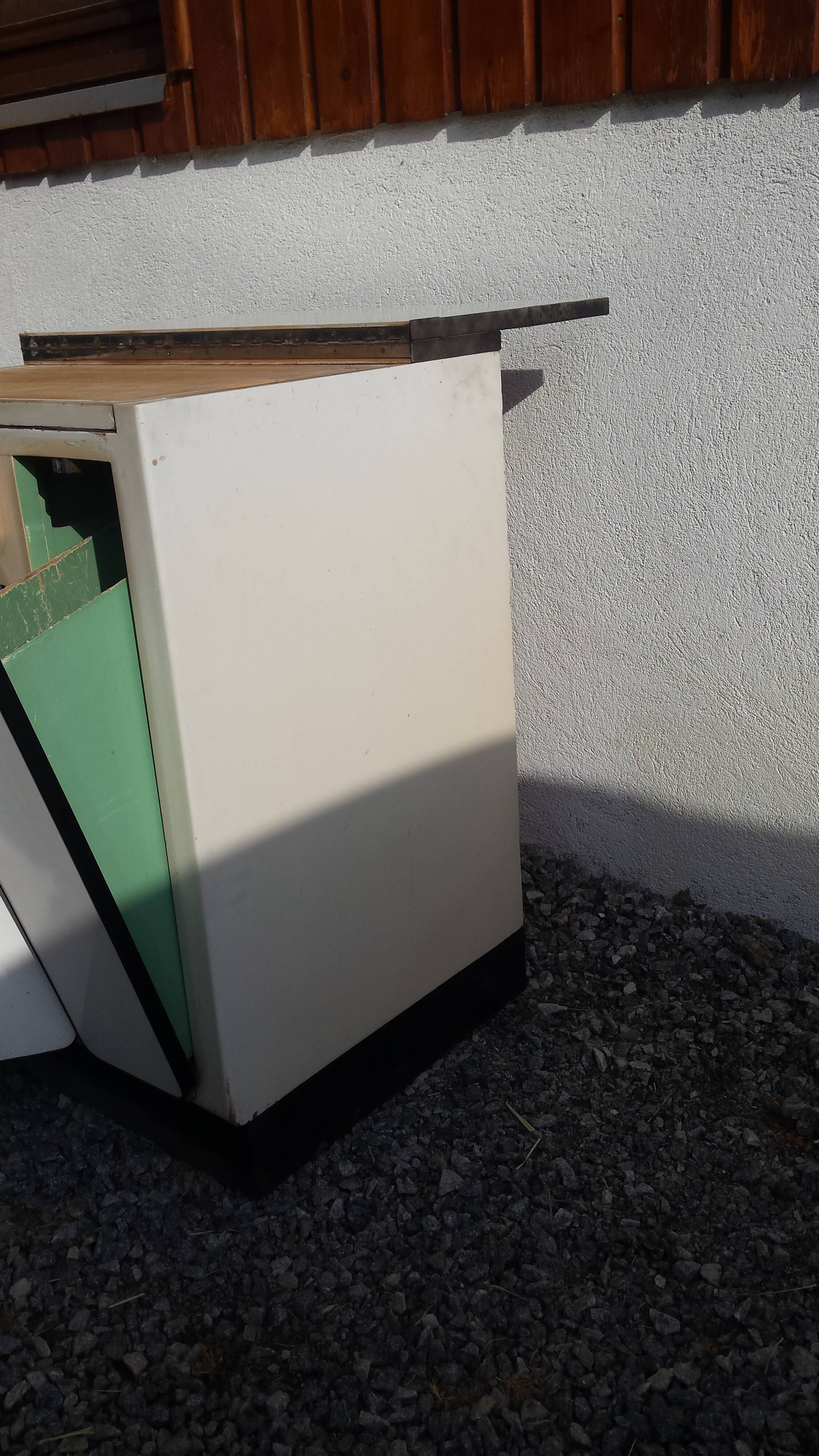 Formica kitchen furniture