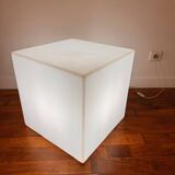 LUMINOUS INDOOR CUBE