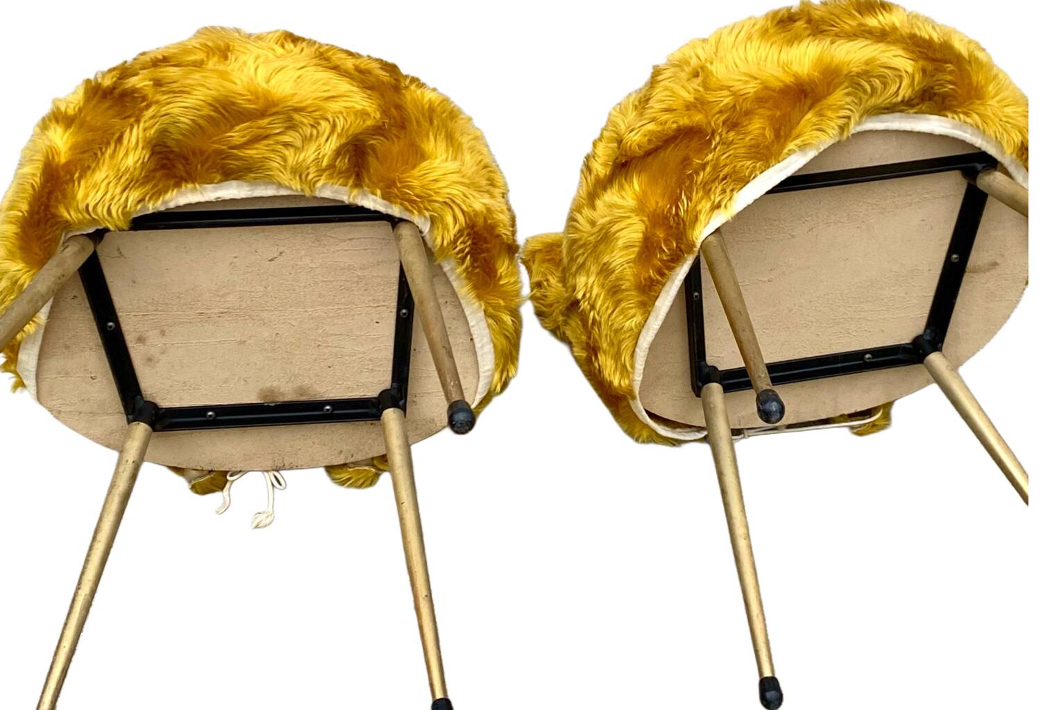 2 armchairs with faux fur, Pelfran, from the 60s/70s.