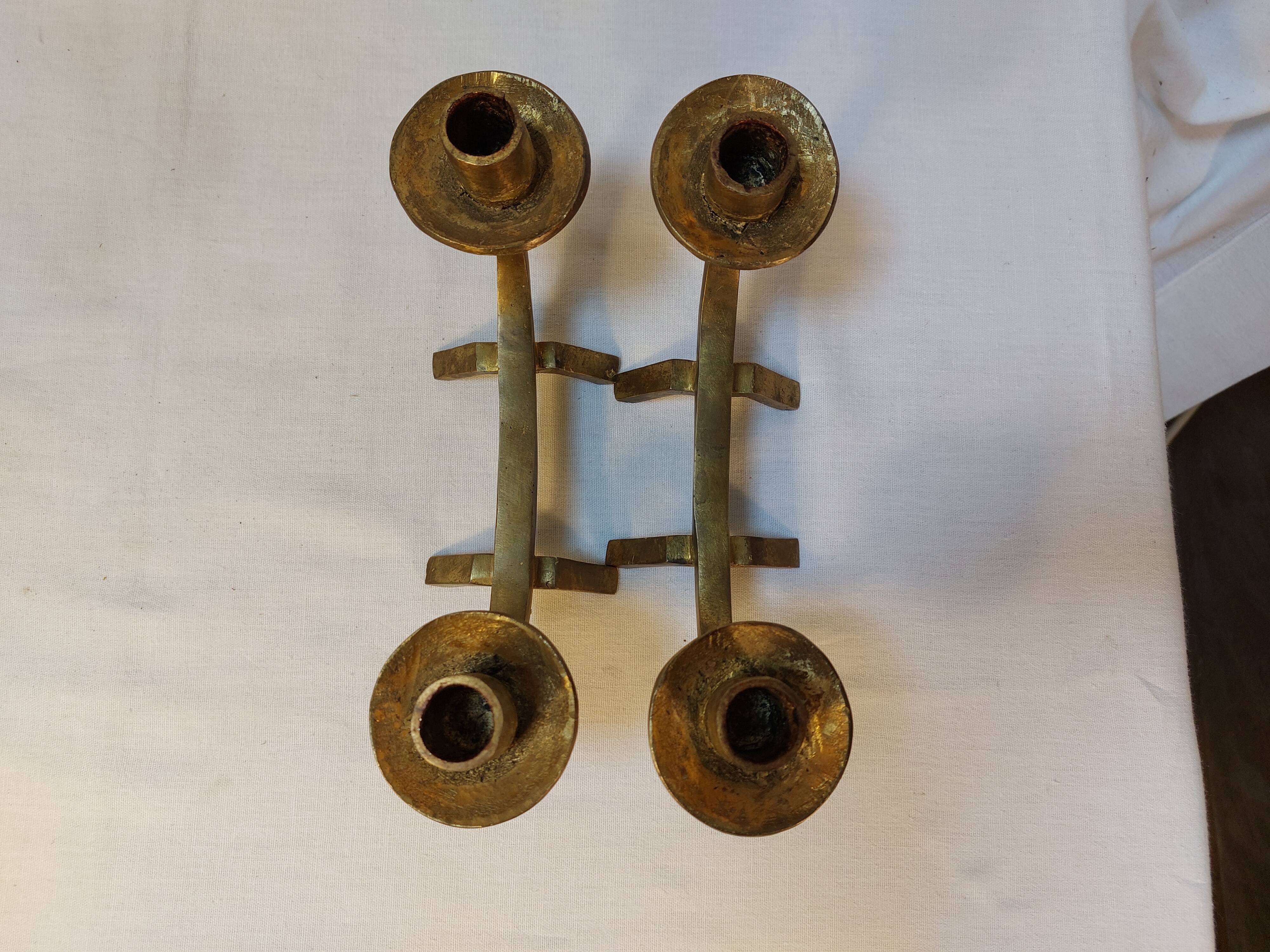 Pair of brutalist candlesticks in solid brass - 1960s