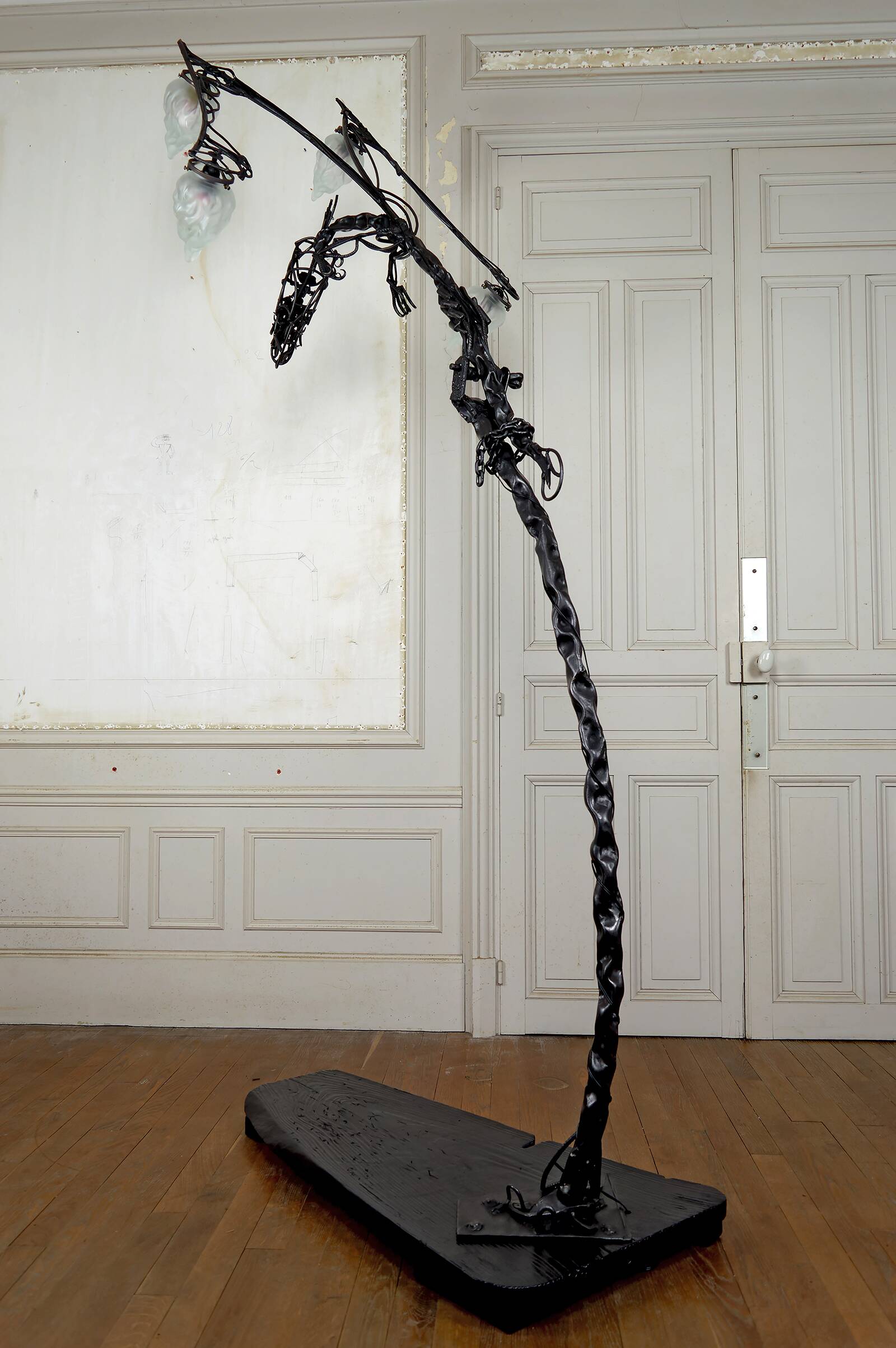Brutalist sculptural wrought iron Dragon floor lamp, France