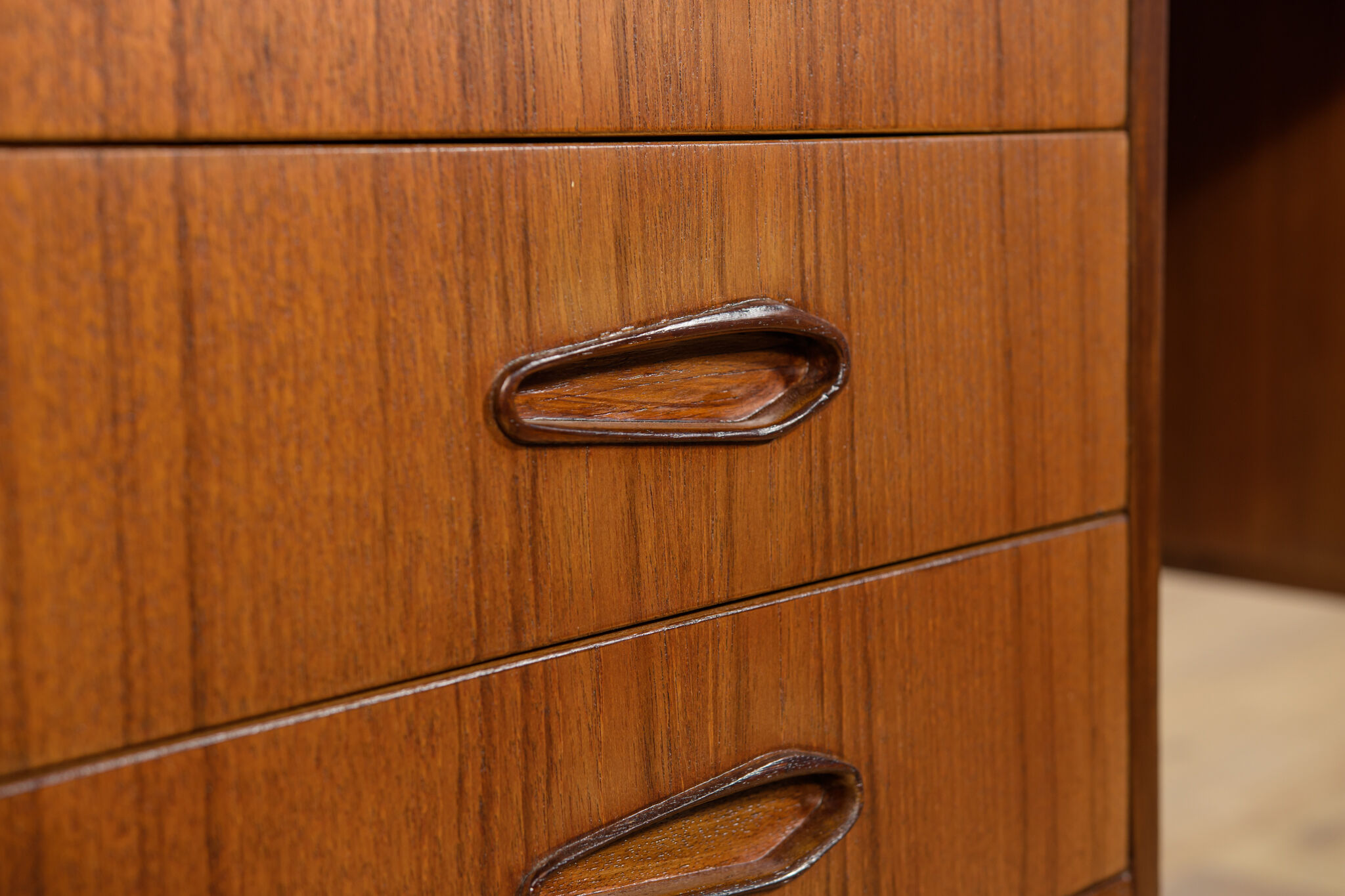 Mid-Century Freestanding Teak Kidney Desk, Denmark, 1960s