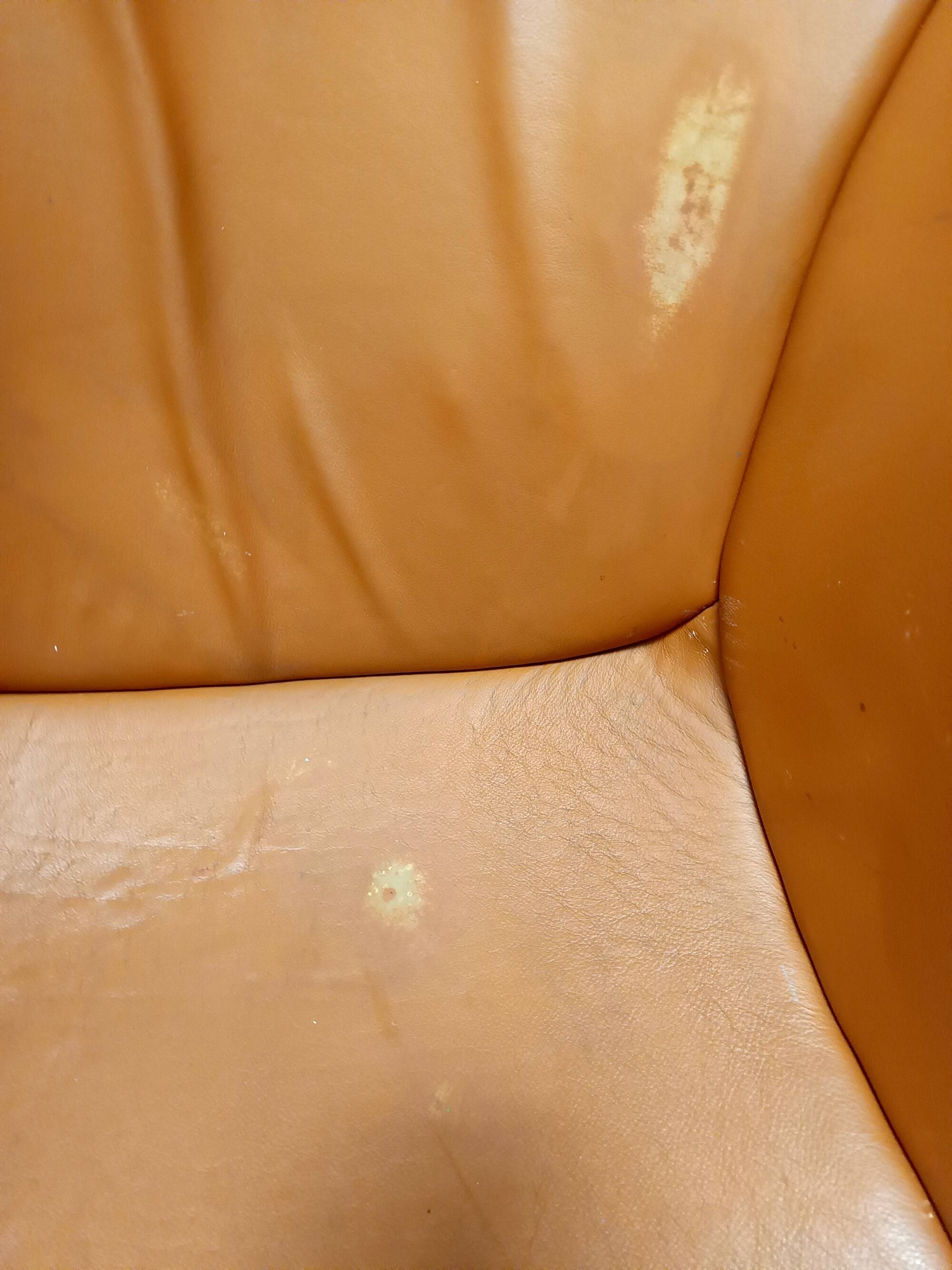 Karuselli Lounge Chair by Yrjö Kukkapuro for Haimi in Orange Leather, 1970s