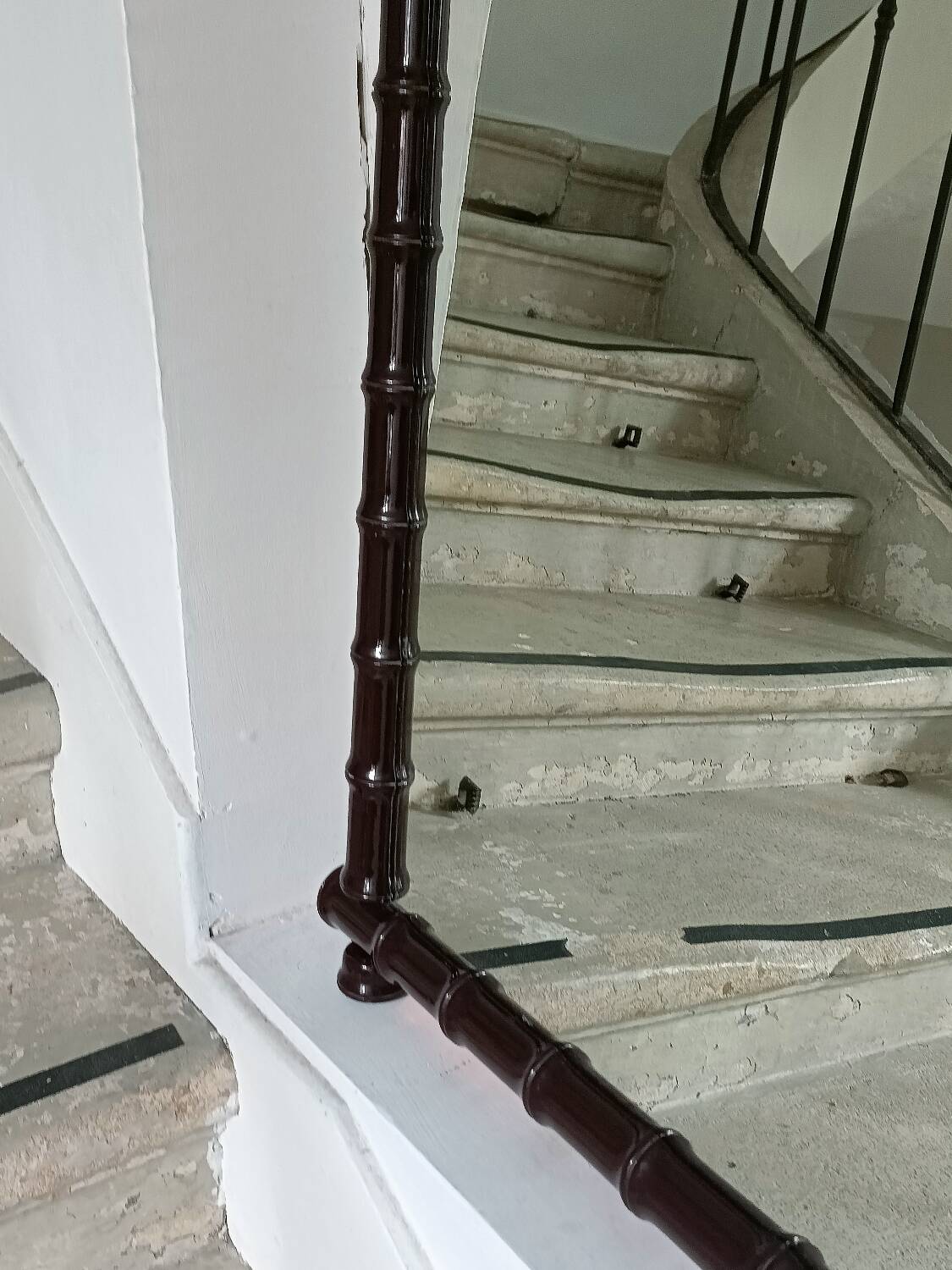 Vintage bamboo style mirror