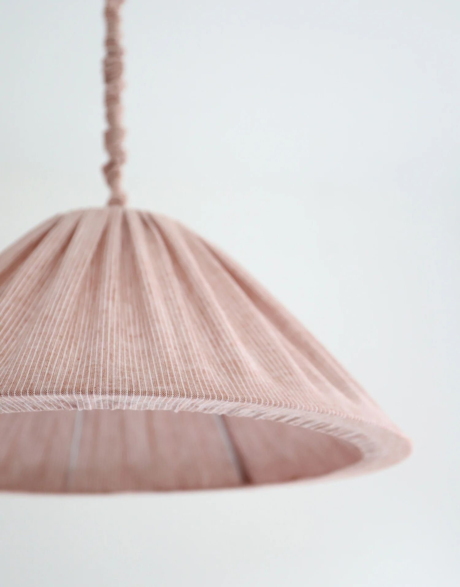 Suspension MALALA — Fine Stripes Earth