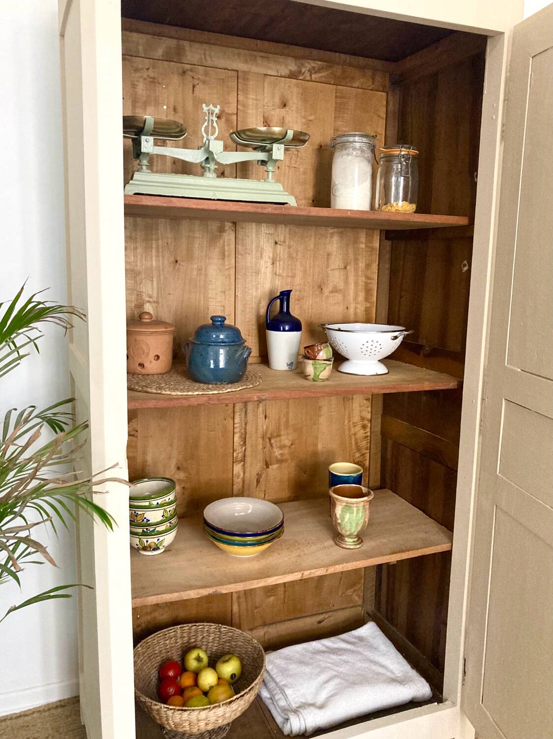 Parisian Bonnetiere wardrobe