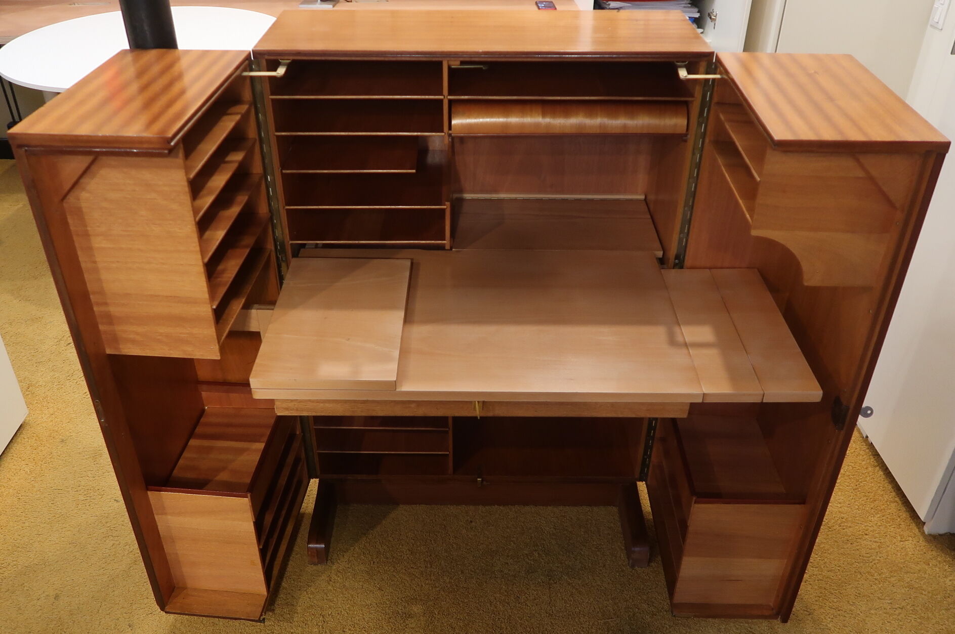 Office trunk Magic Box wood veneer design