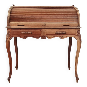Louis XV cylinder desk in walnut
