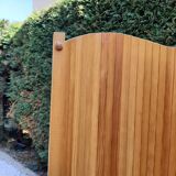 Wooden articulated screen