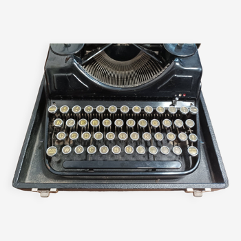 Machine à écrire simtype années 50
