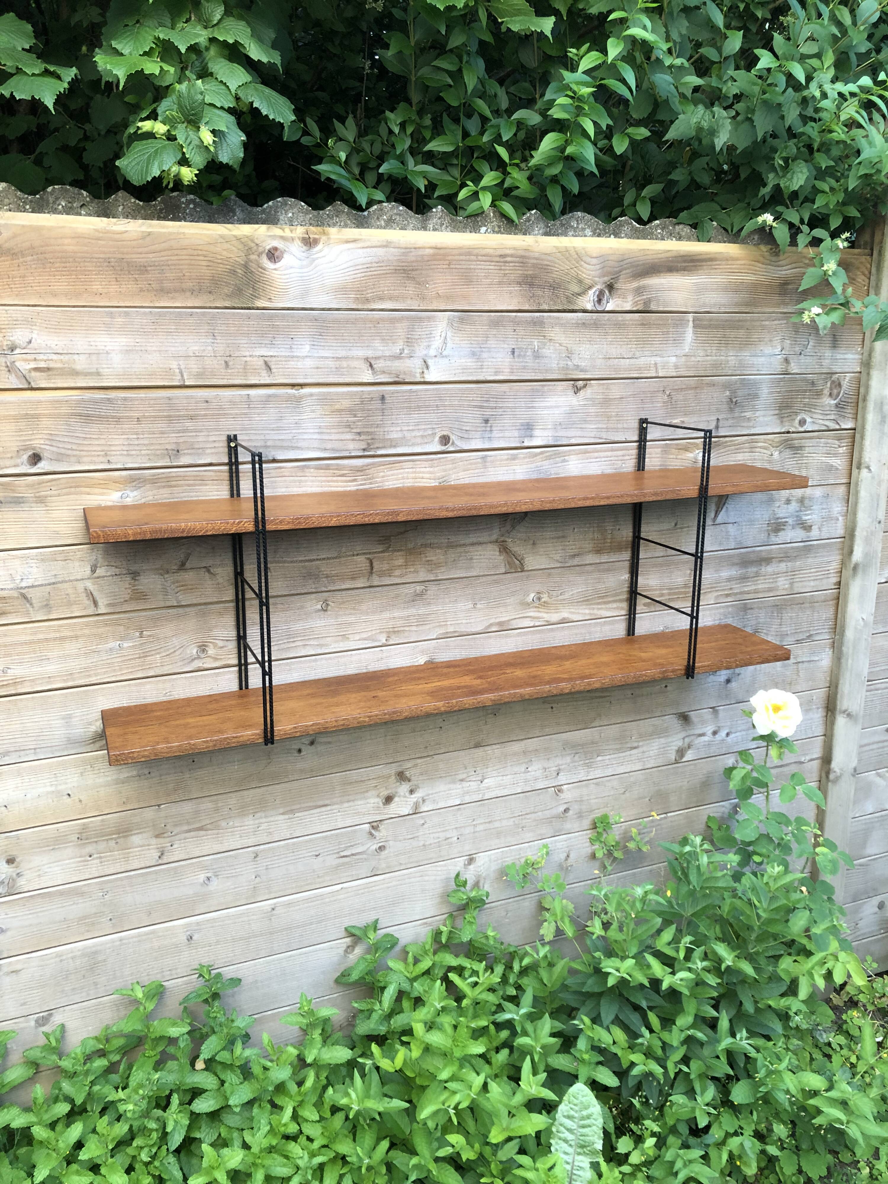 Wall shelf