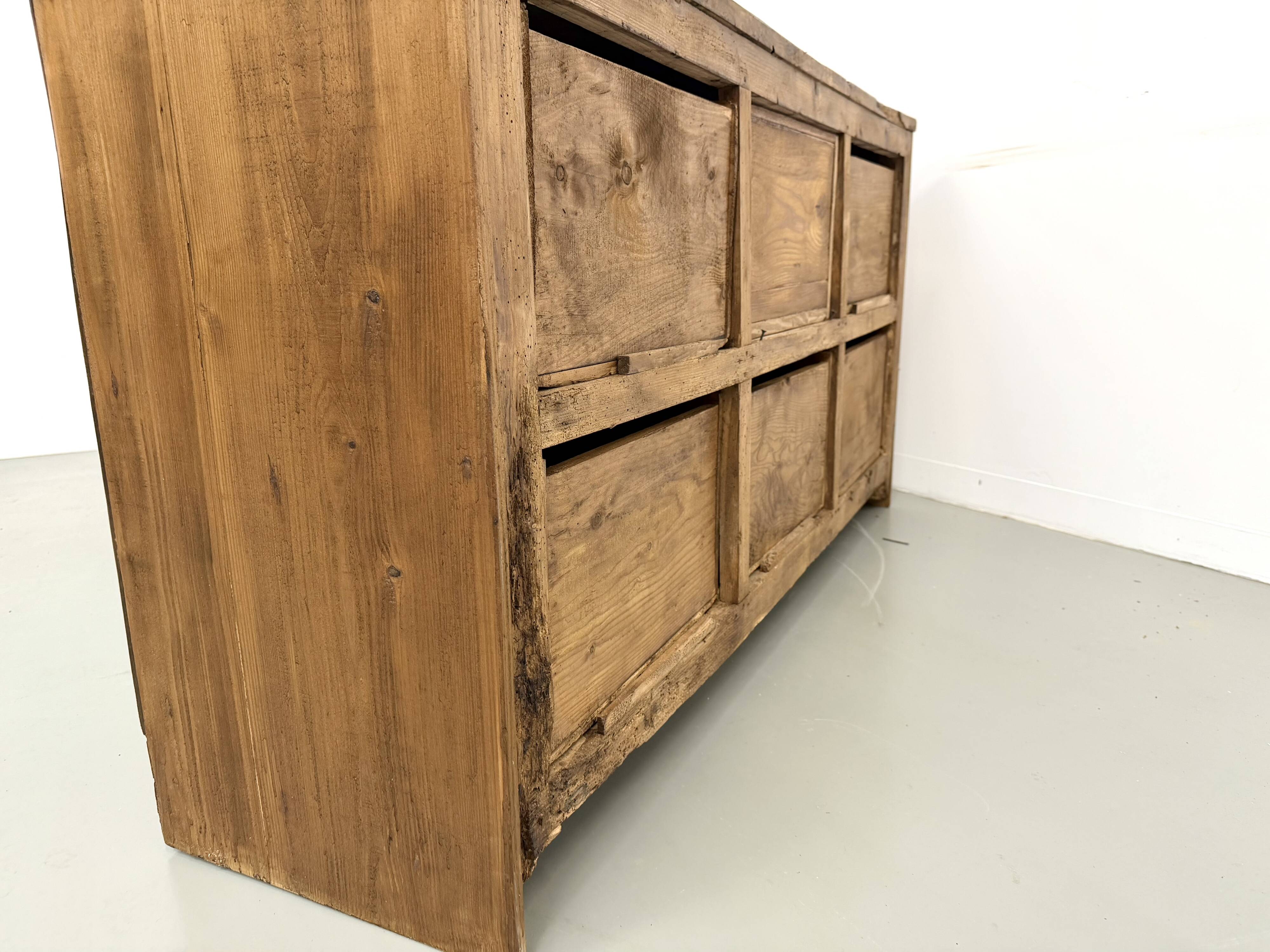 Six-drawer workshop cabinet
