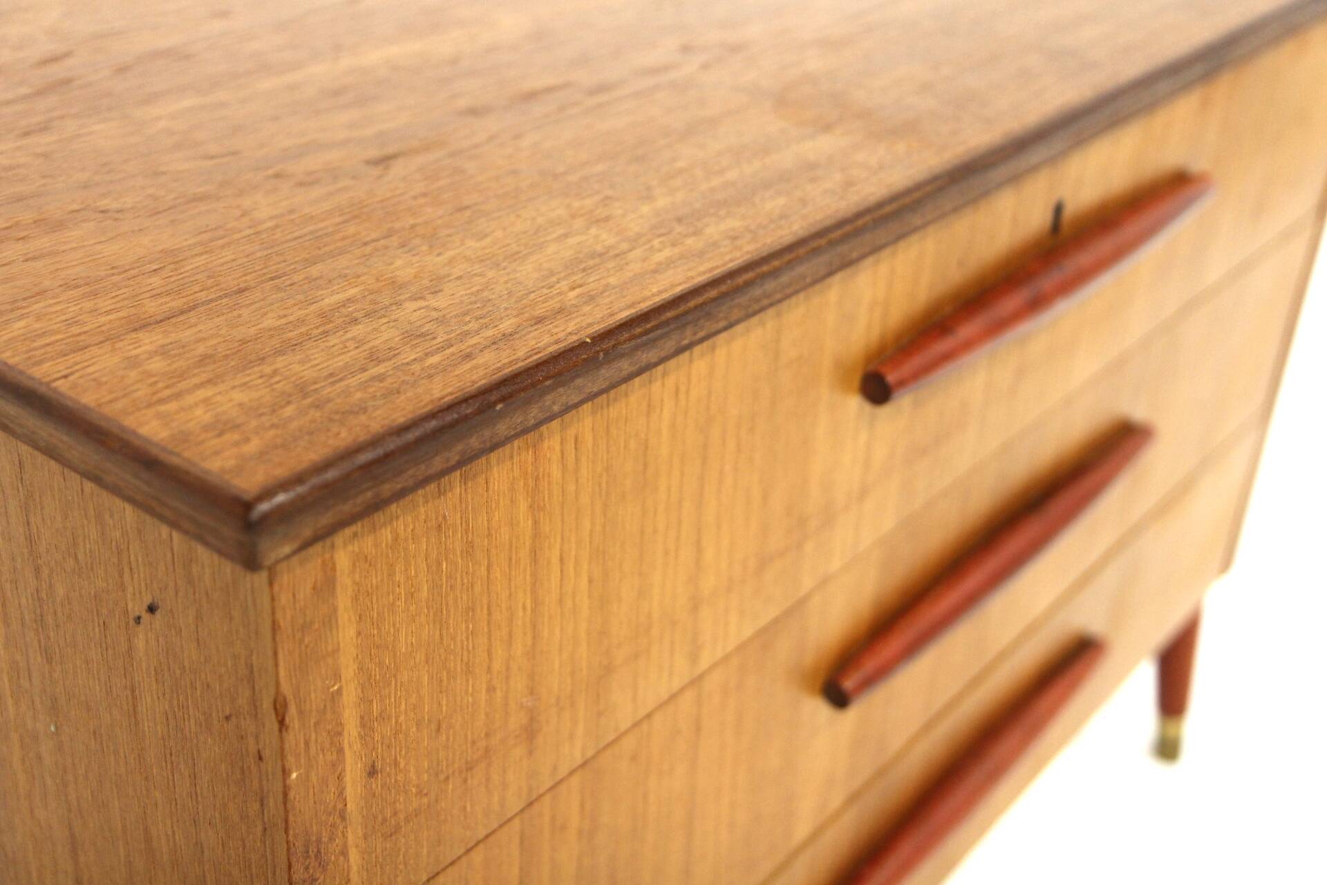 Scandinavian teak chest of drawers, Bröderna Gustavssons, Markaryd, Sweden, 1960