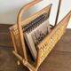 Porte-revues vintage en rotin naturel  des années 60