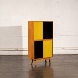 Meuble de rangement jaune et noir
