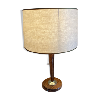 Pretty Salon Lamp