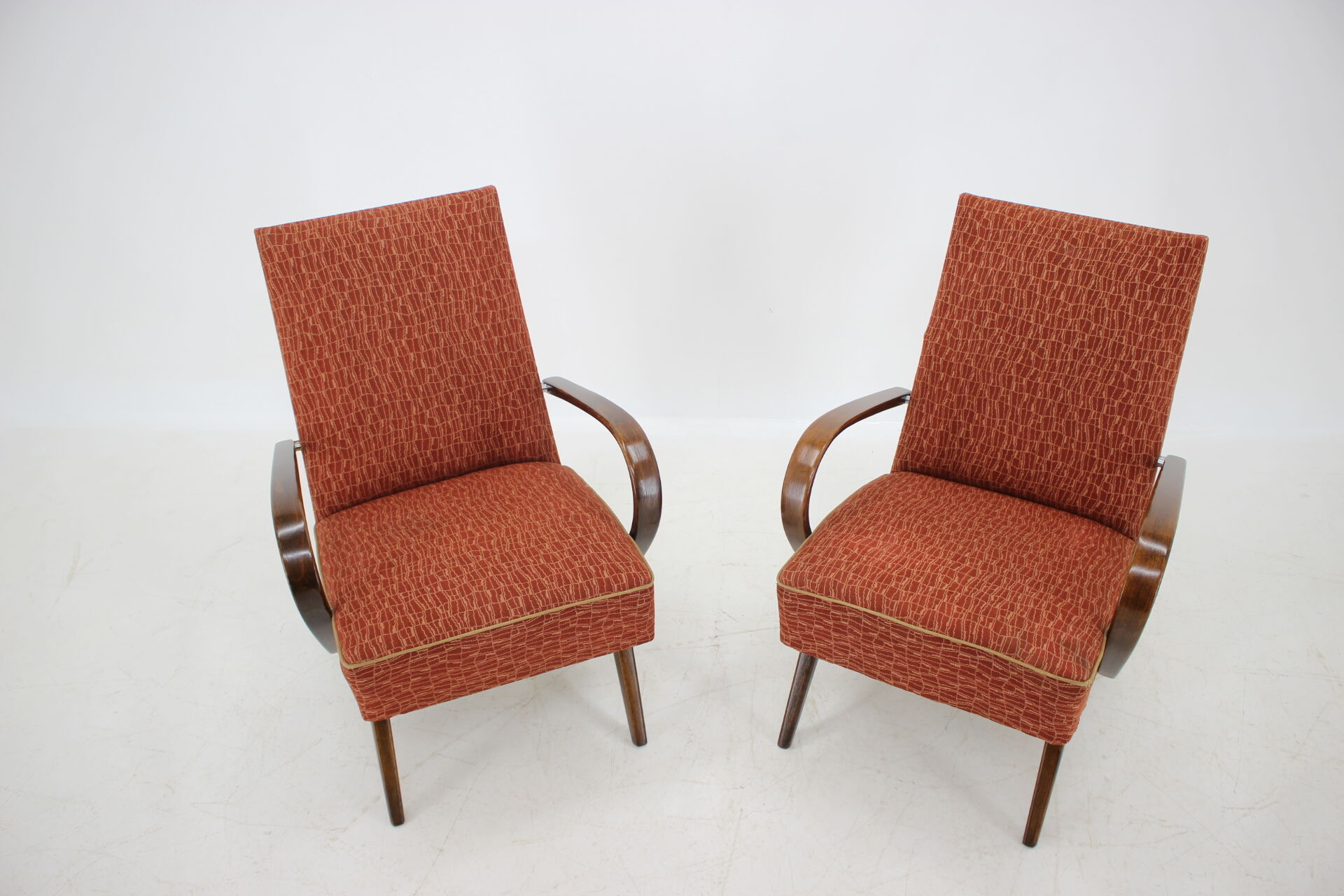 Set of two armchairs designed by Jindřich Halabala, 1950´s.