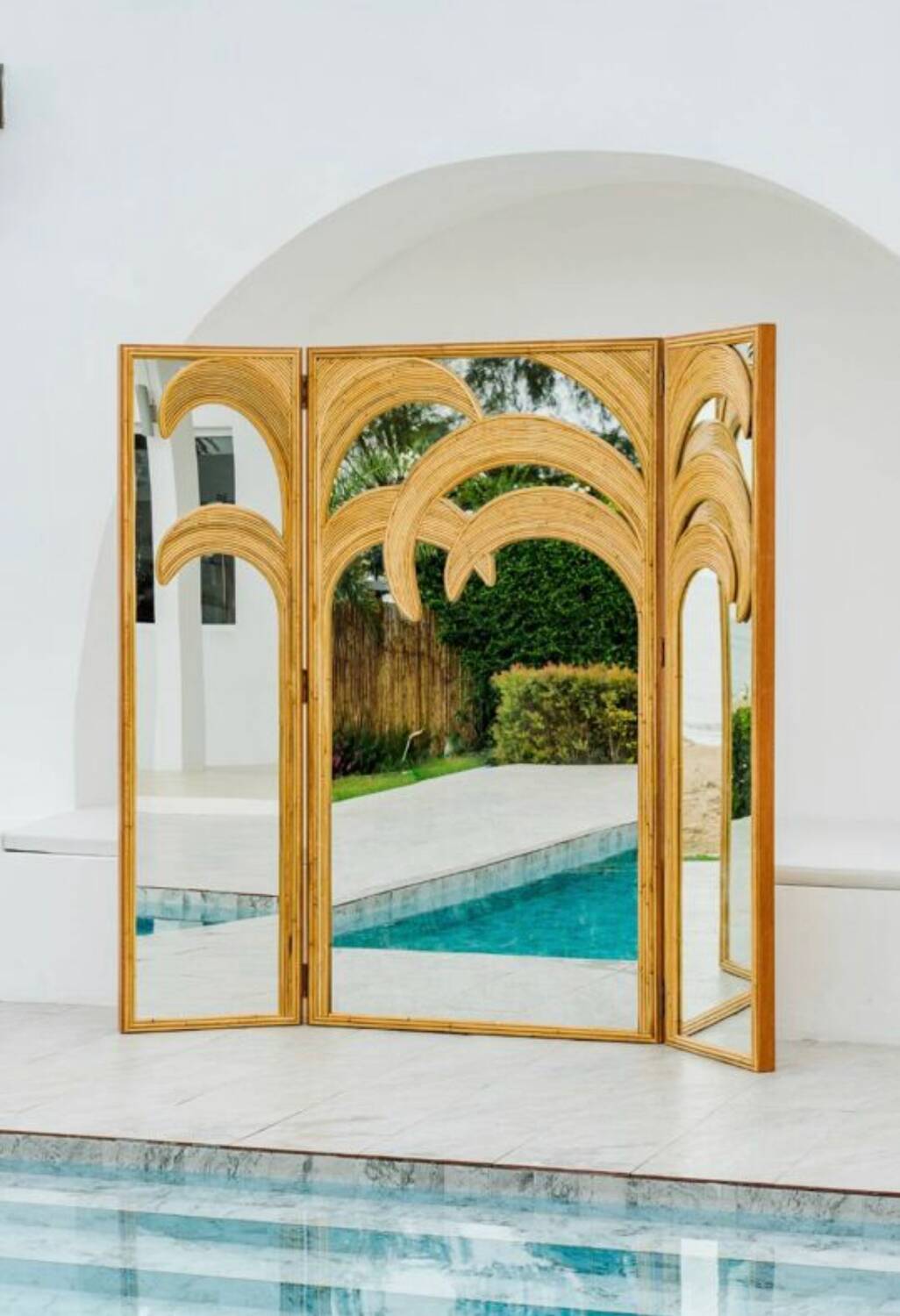 Mirror and rattan screen