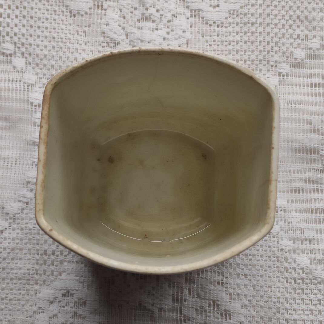 Earthenware flour box