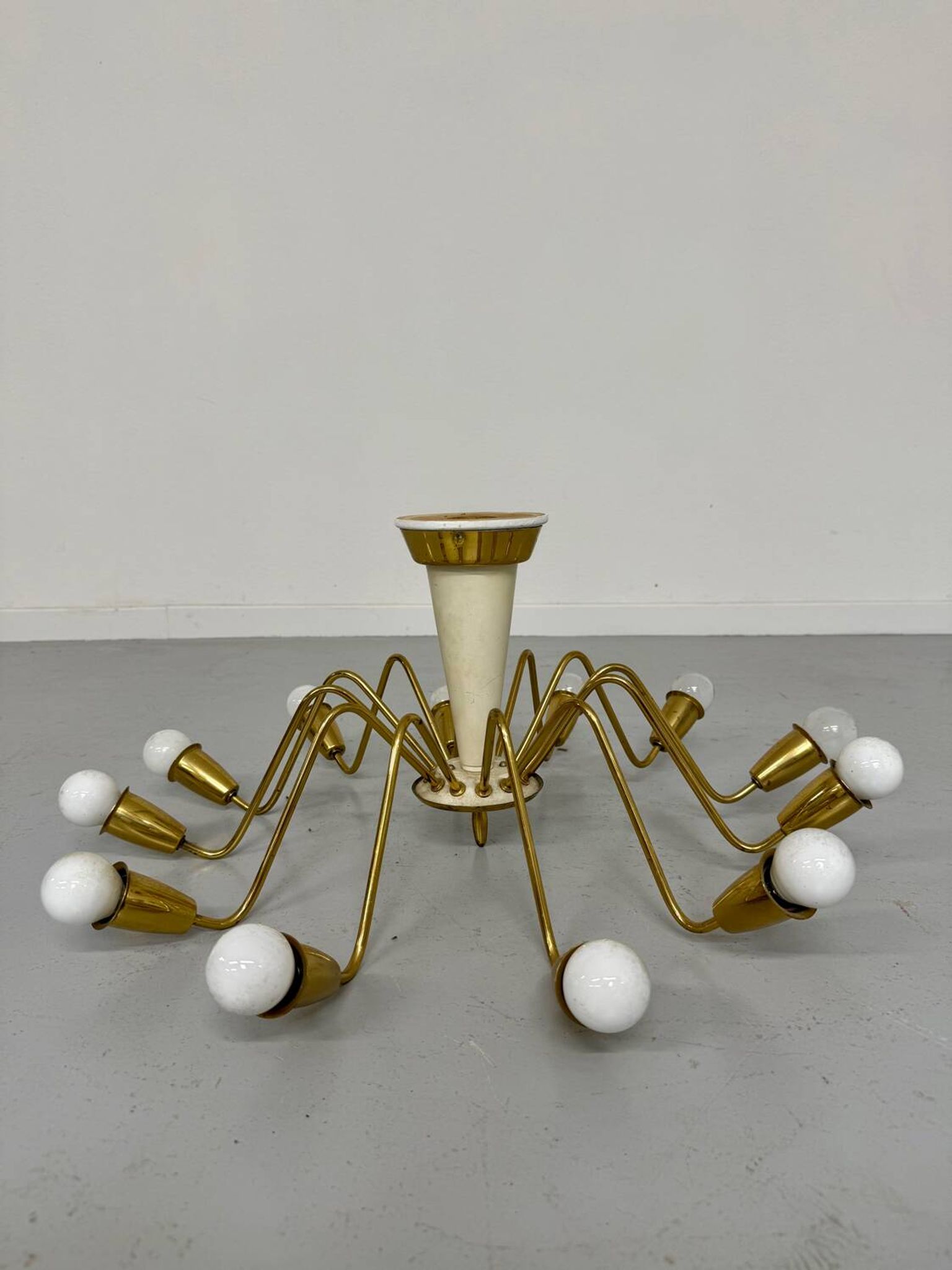 Antique 12-light Sputnik spider pendant lamp from the 60s