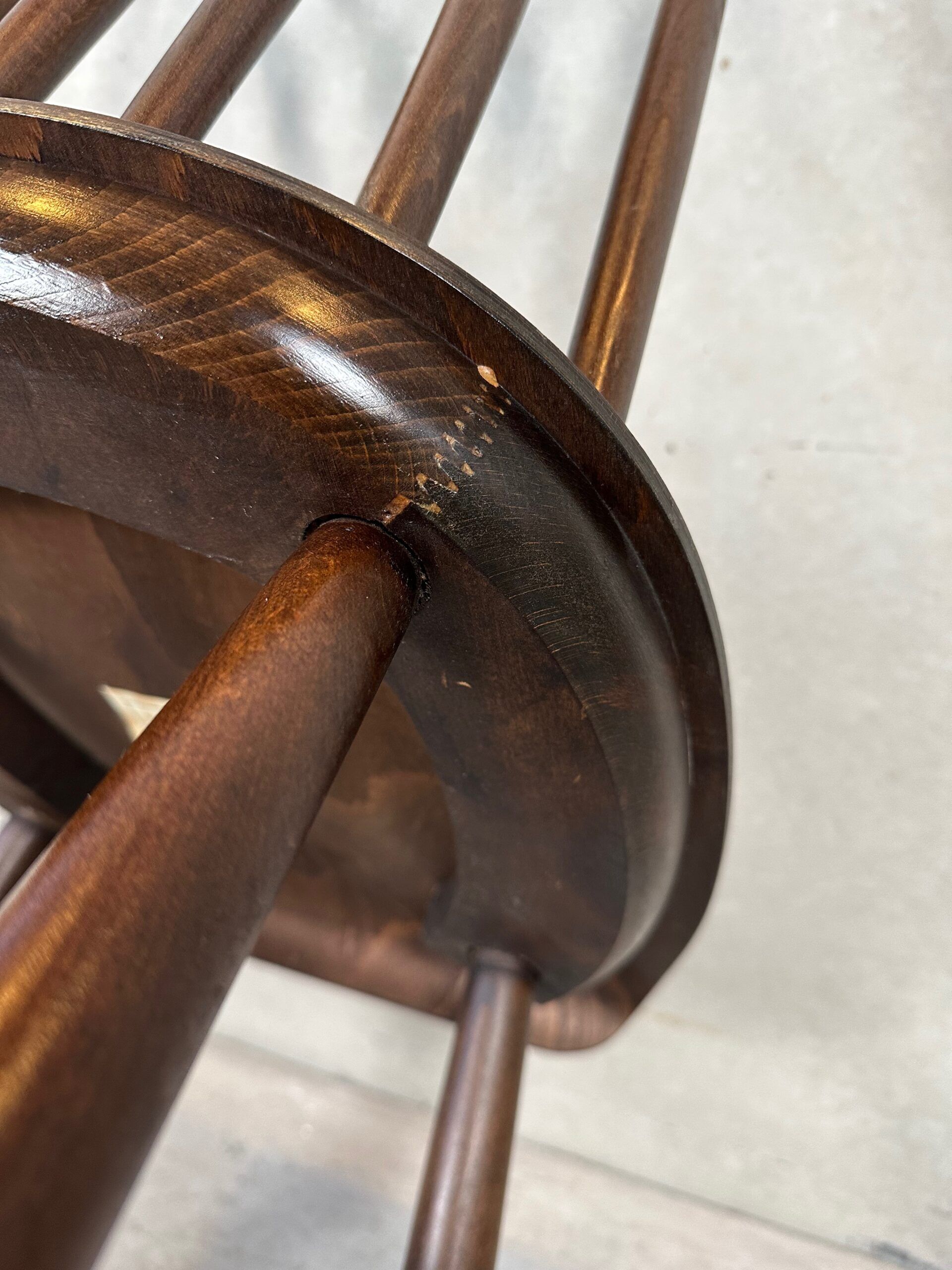 4x spindle chairs Ilmari Tapiovaara (Finland)
