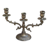 Chandelier à trois feux en métal laitonné