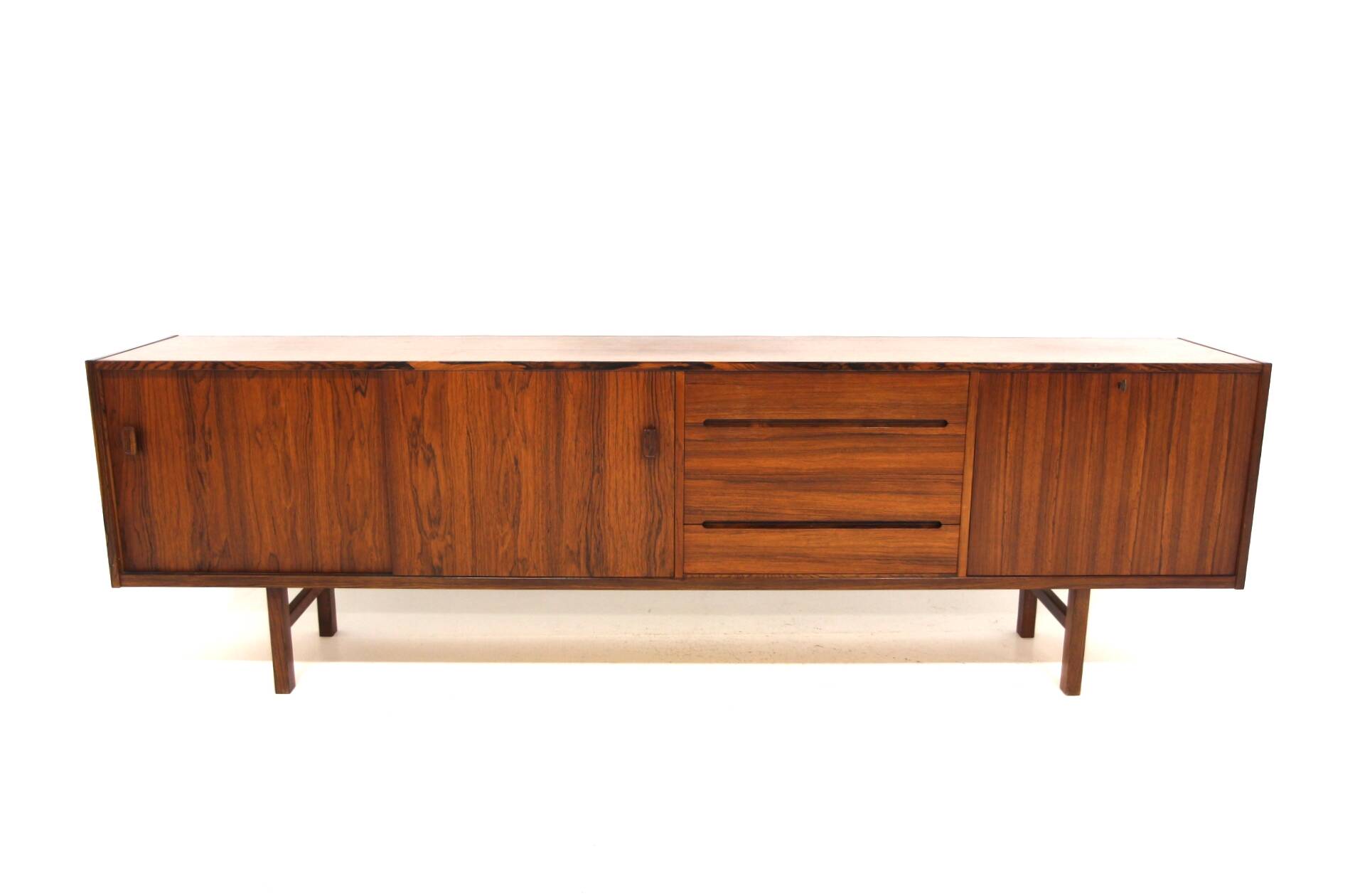 Scandinavian rosewood sideboard "Grand", Nils Jonsson, Troeds, Sweden, 1960