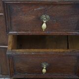 Commode anglaise en chêne, XVIIe siècle