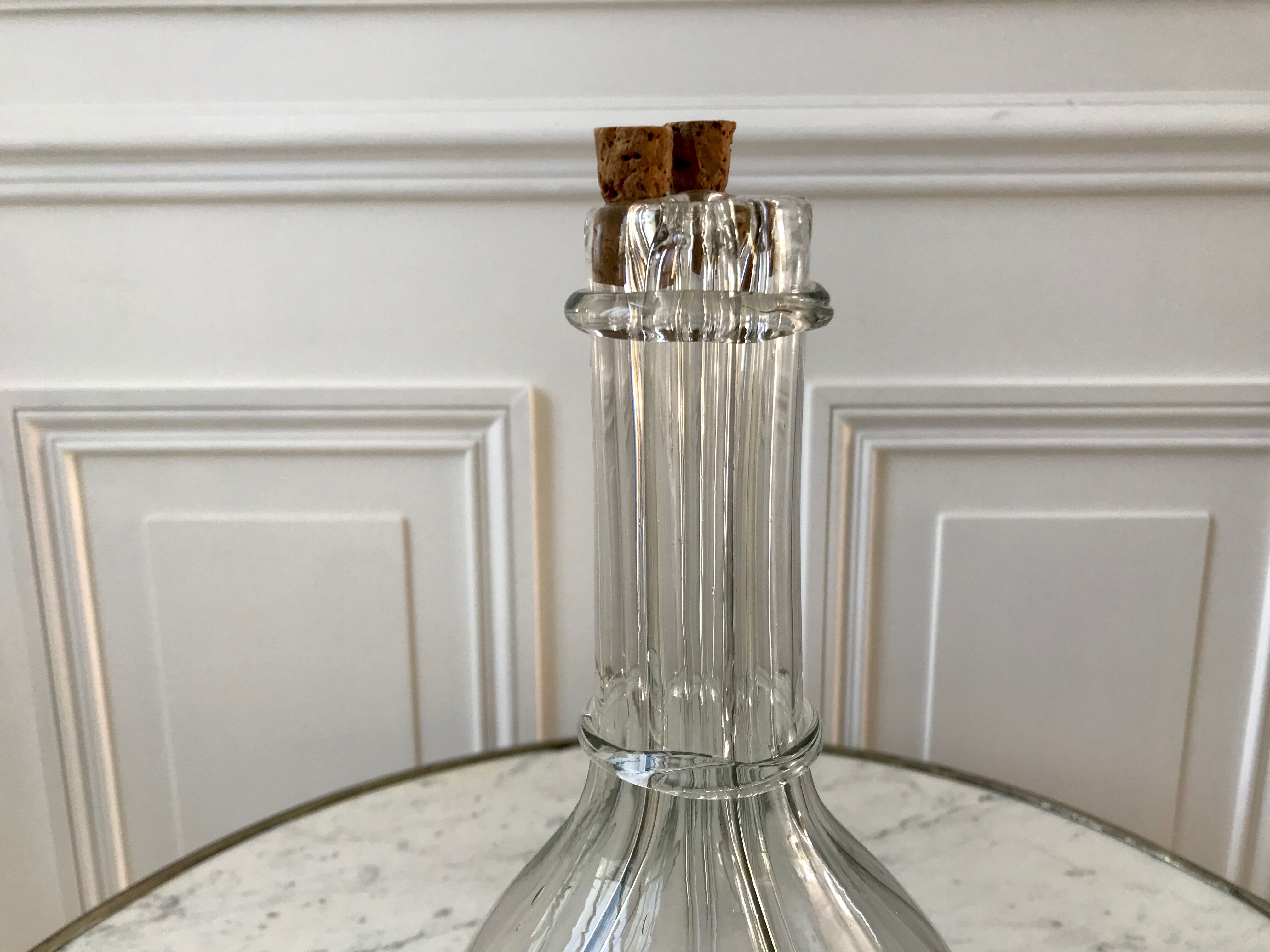 Liquor decanter with molded glass compartments early XXth
